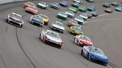 Kyle Larson wins NASCAR Cup Series race at Kansas in 2026 Chase