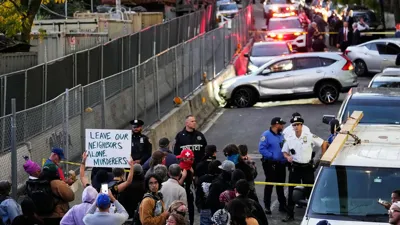 Officials: Man shot by federal agents in Manhattan