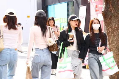 Foreign visitors to Seoul up 22% through August - The Korea Times
