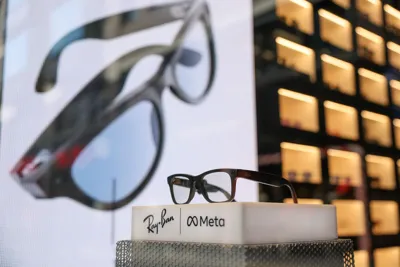 ‘Turn the cameras off:’ London’s growing privacy pushback against smart glasses