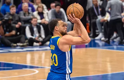 Stephen Curry scores 44 as Warriors hold off Timberwolves - TalkBasket.net