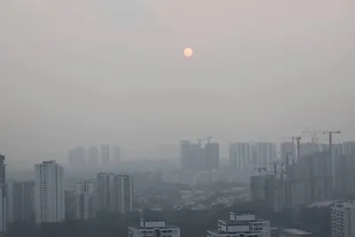 Haze in Singapore: Air quality falls back into the unhealthy range overnight