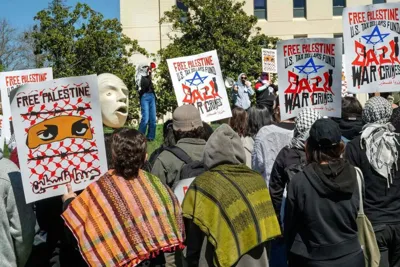 Newsom vetoes bill calling for college student feedback on campus protest rules