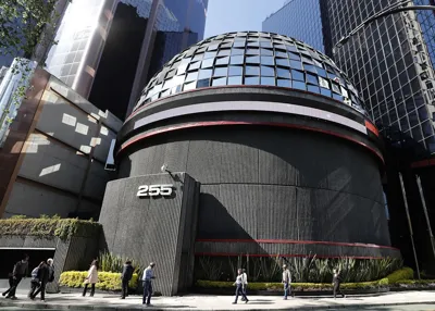 Bolsa mexicana avanza 1,31 % en sesión positiva a nivel global y sube a 67.663,29 unidades