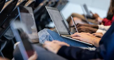Should LAUSD restrict generative AI? Here’s what experts and students say