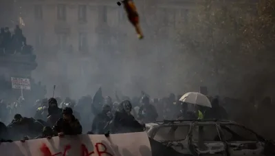 Les policiers ont-ils été débordés, lors de la soirée du 17 octobre ?