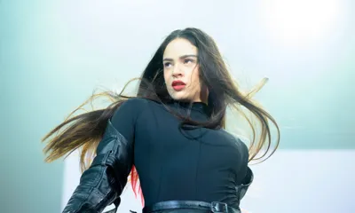 Rosalía debuta en 'Saturday Night Live' con música y humor