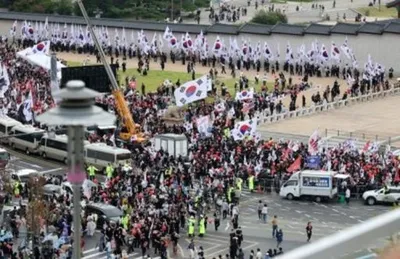 Seoul Faces Traffic Gridlock Amid Rallies And Festivals