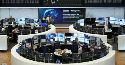 Europe's STOXX 600 slips as elevated bond yields outweigh tech gains