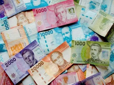 LatAm currencies mixed as tight Brazil elections keep investors on edge