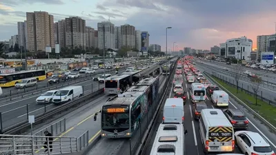 İstanbul’da trafik yoğunluğu yüzde 87’ye ulaştı