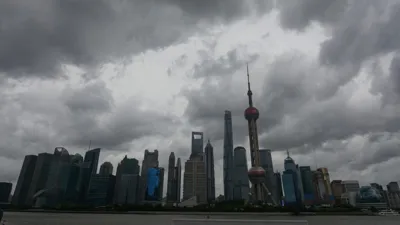 China's stock market sinks into bear territory as CSI 300 extends 10-week rout