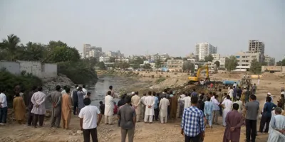 Karachi opposition joins protest over watercourse work — Dawn
