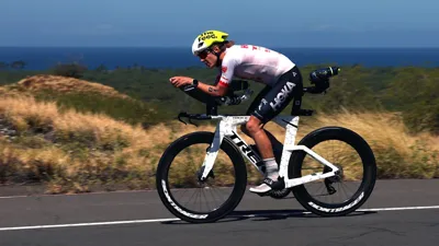 Ironman Kona: Taylor Knibb wins world title with pass in final mile